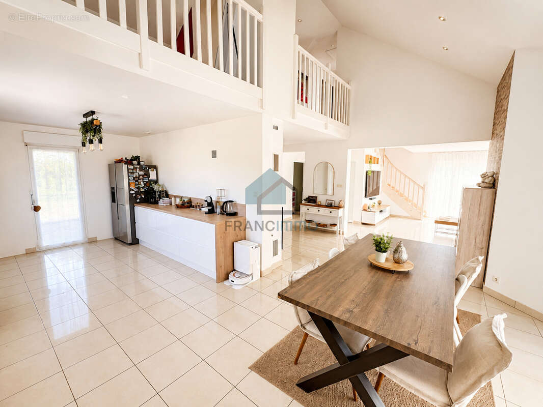 Maiche - magnifique maison - photo 3