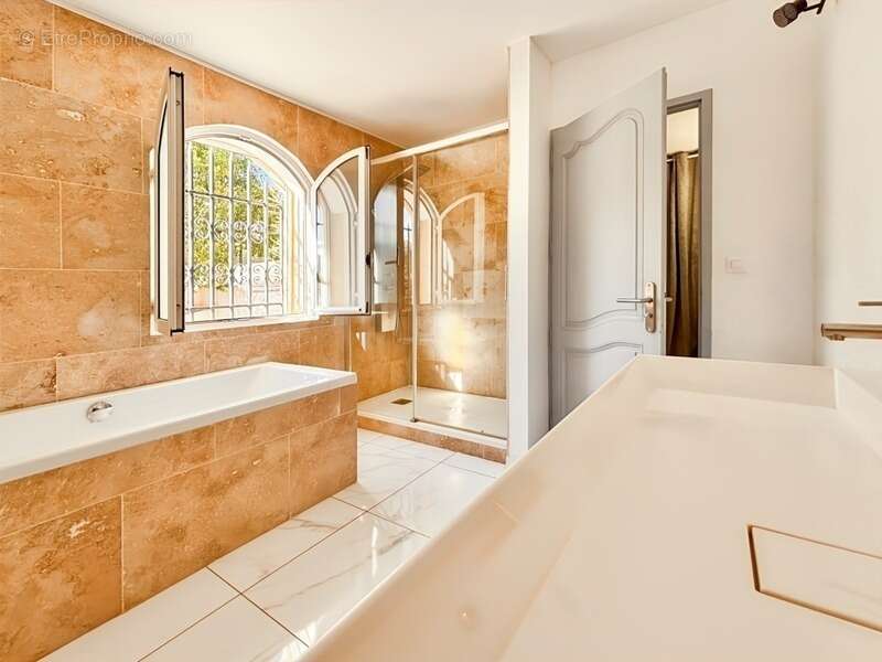 Maison d’exception à vendre – Domaine du Golf à Juvignac - photo 7