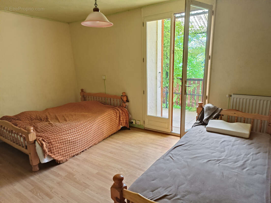 Maison à BEAUCROISSANT