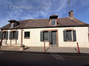 Maison à SAINT-LUBIN-DES-JONCHERETS