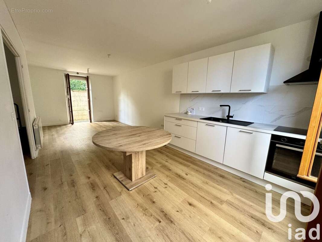 Photo 2 - Appartement à TROYES