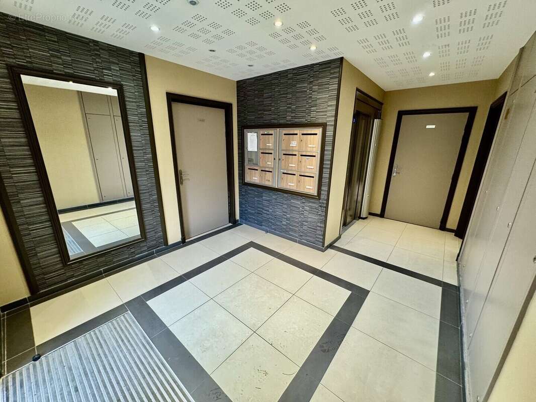 Appartement à COULOMMIERS