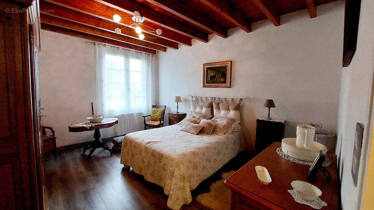 Maison à LA REOLE