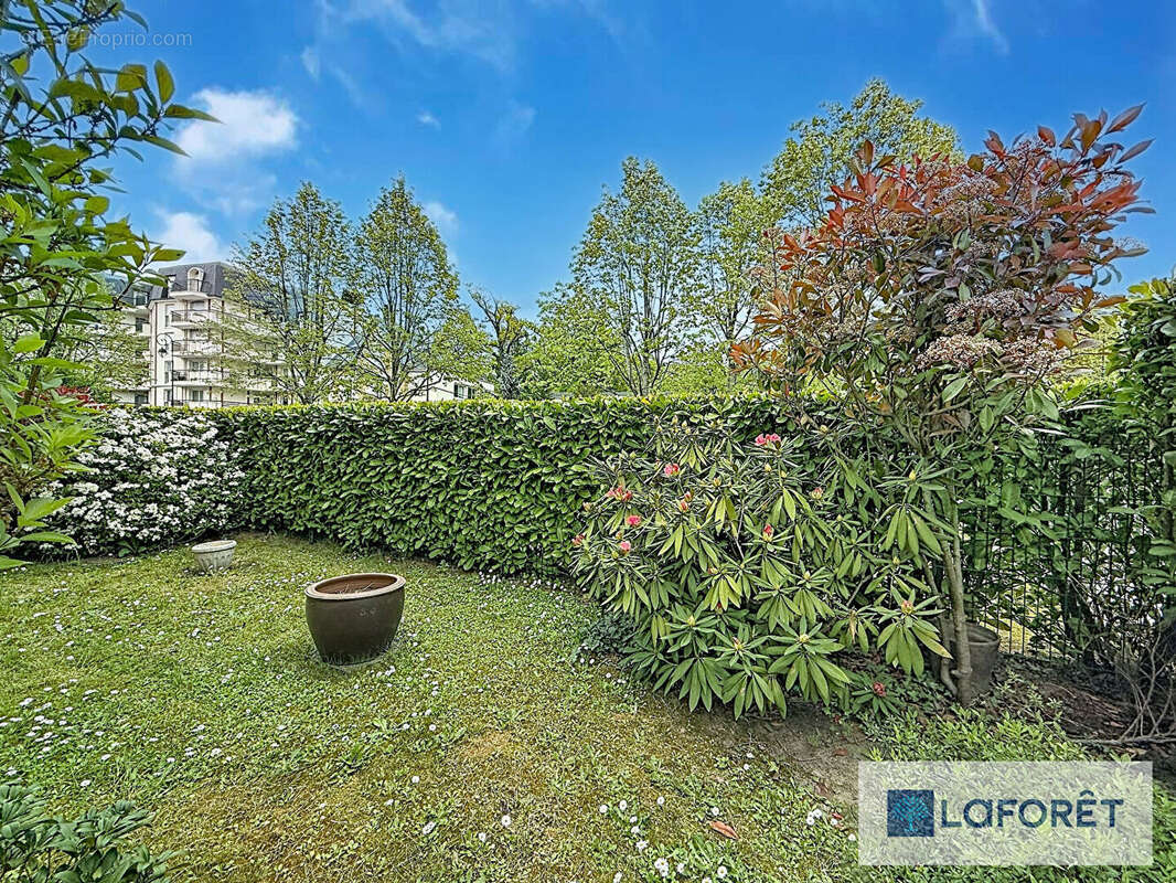 Appartement à LE PLESSIS-TREVISE