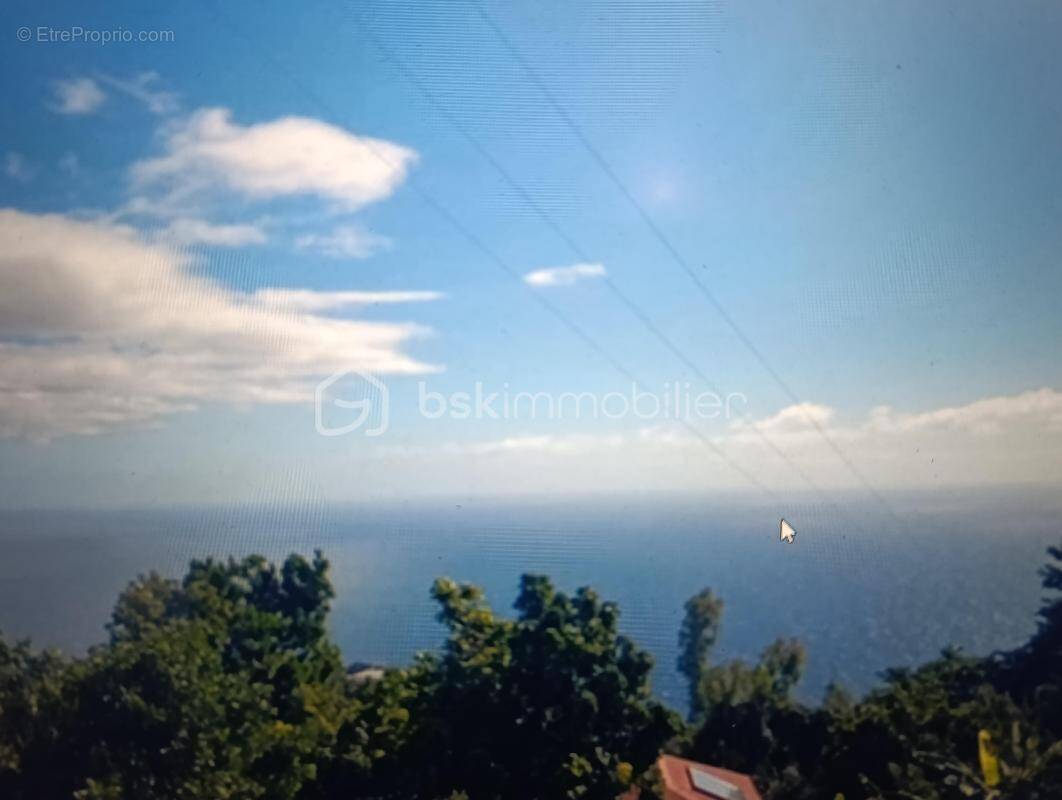 Terrain à SAINT-DENIS