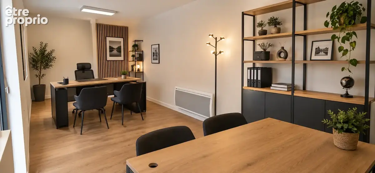 Local commercial de 133 m2 avec mezzanine   Vendu loué au cœur des Vignères - photo 3