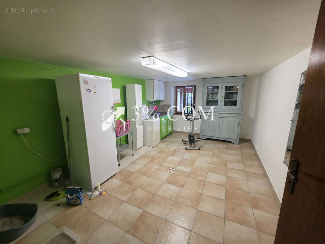 Spacieuse Maison Familiale de 340 m2 à Damelevieres (54360) - photo 16