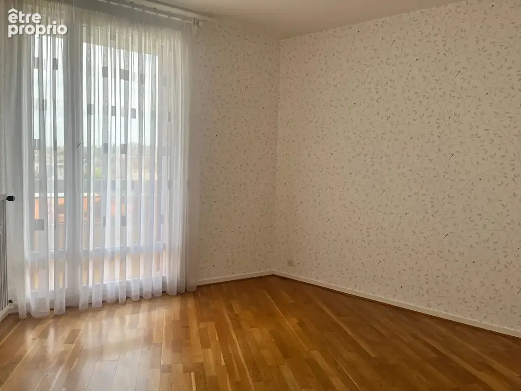 Appartement Reims 3 pièce(s) 74.30 m2 - photo 5