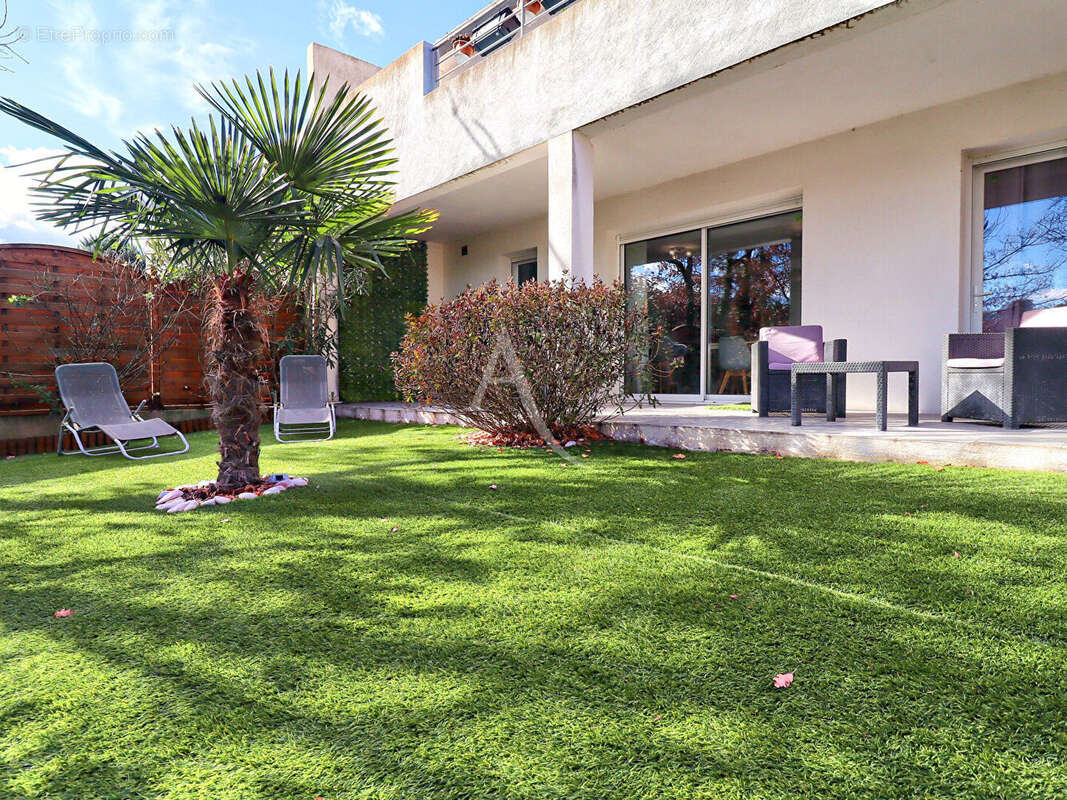 Appartement à PIERREVERT