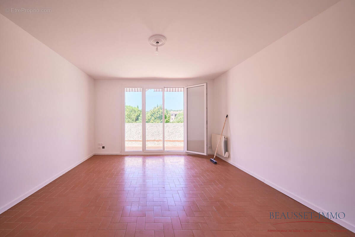 Appartement à LE BEAUSSET
