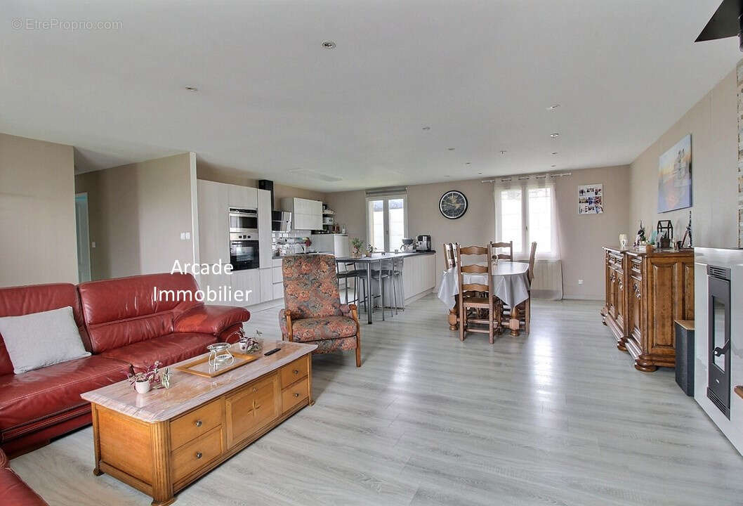 Maison à OCTEVILLE-SUR-MER