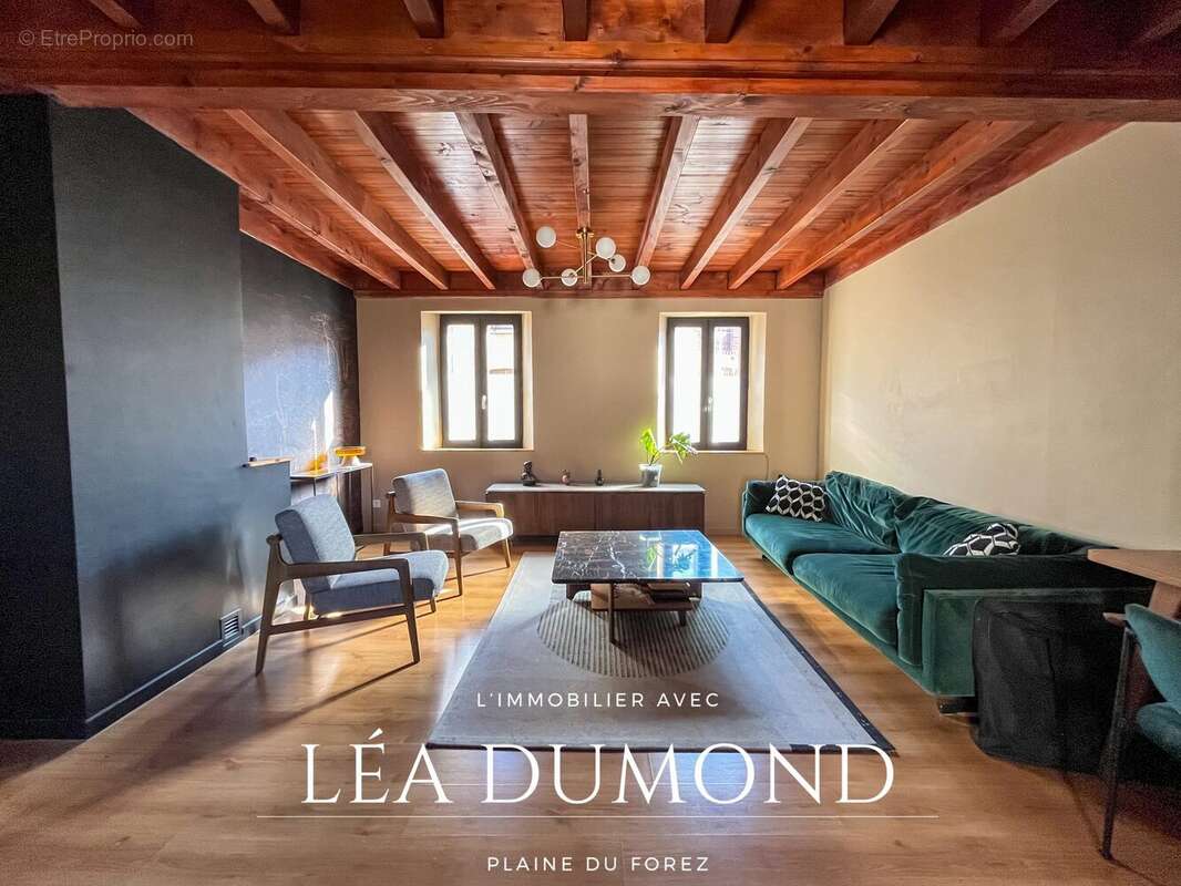 Maison à SURY-LE-COMTAL