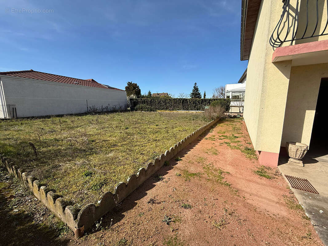Maison 5 pièce(s) 98 m² Riorges - photo 15