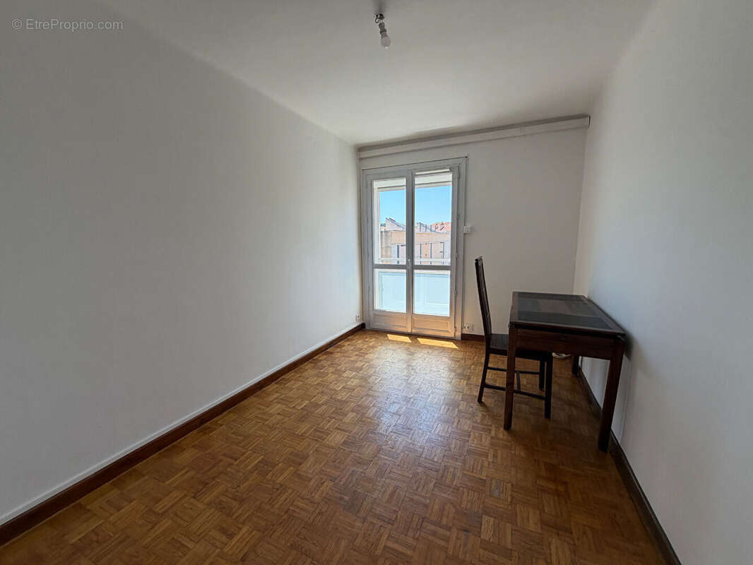 Appartement 66m² à martigues - photo 8
