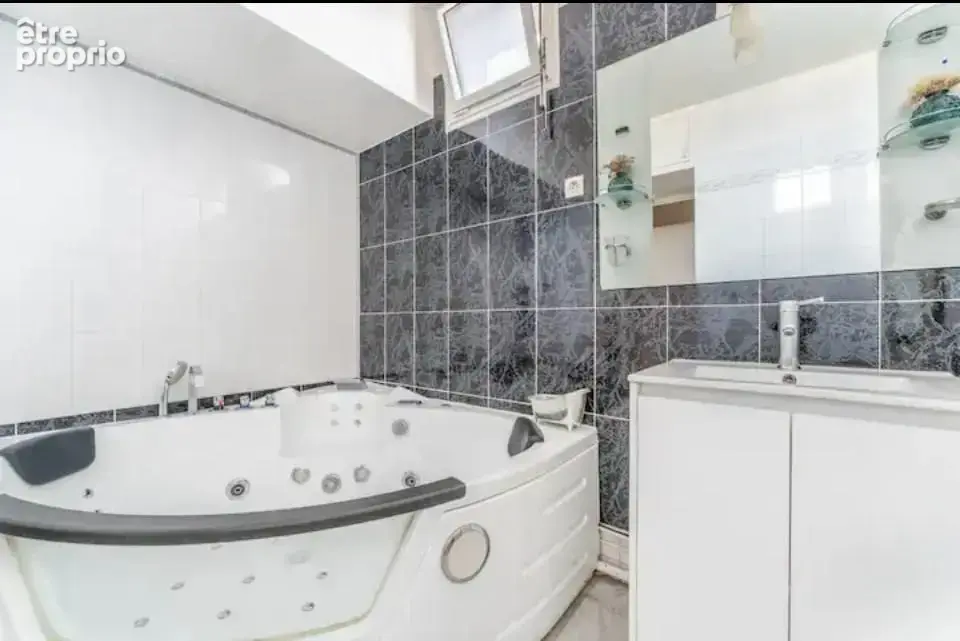 Appartement 5 pièces 148 m² à vendre à Paris-16e (75016) - photo 3
