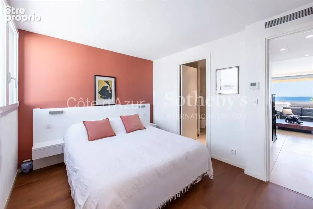 Saint Laurent du Var, penthouse 3 pièces de 88 m² avec 115 m² de terrasses et vue mer - photo 10