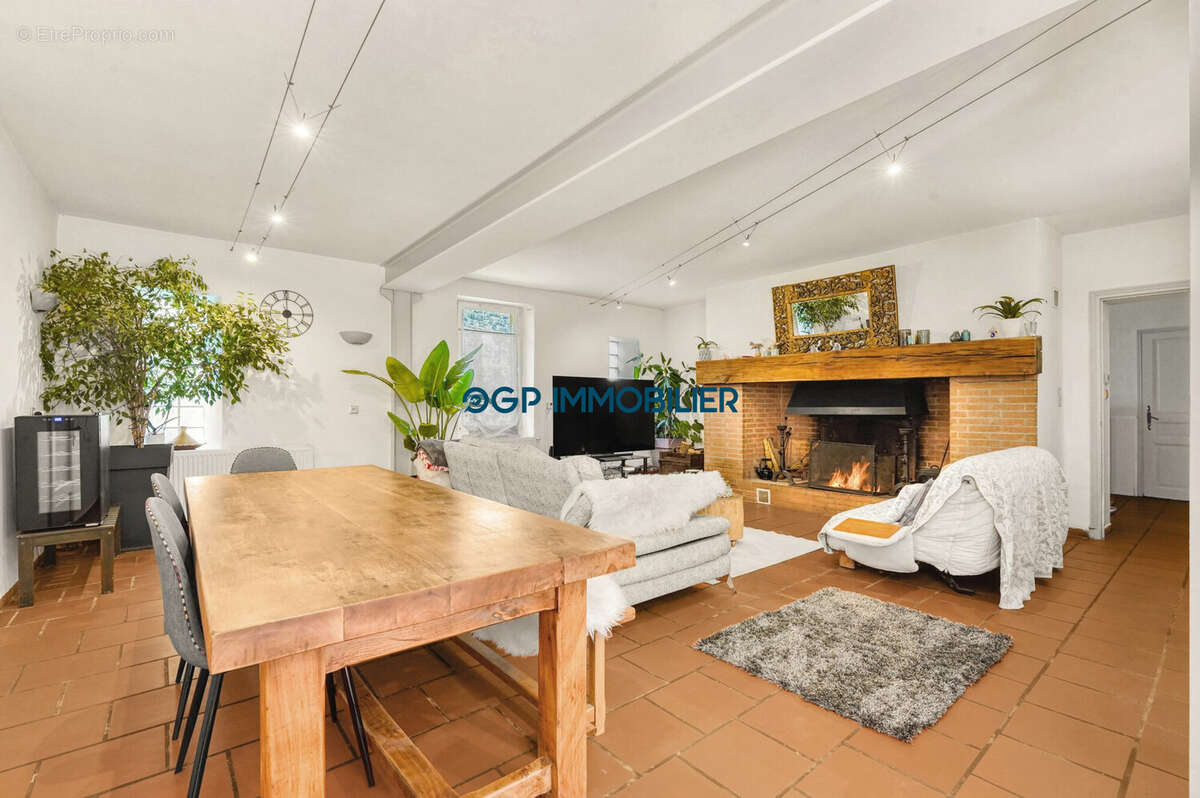 Maison à VERDUN-SUR-GARONNE