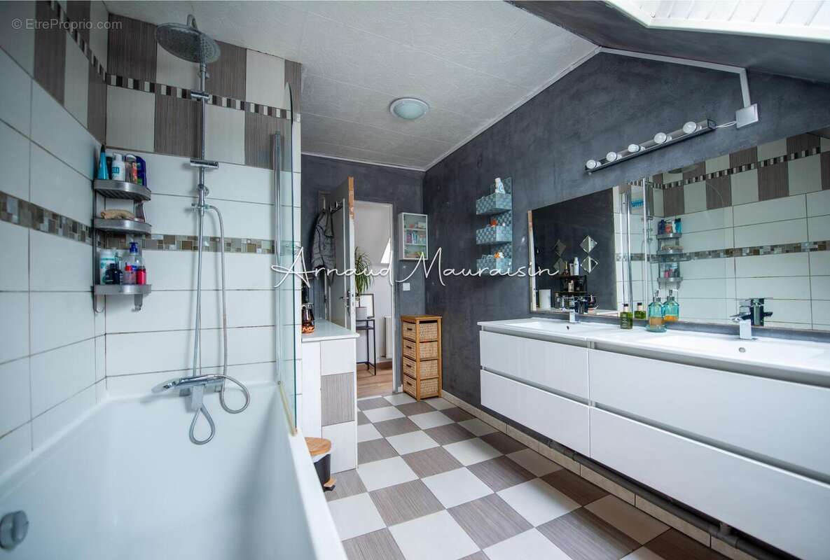 Appartement 100 m² à Juilly  - photo 7