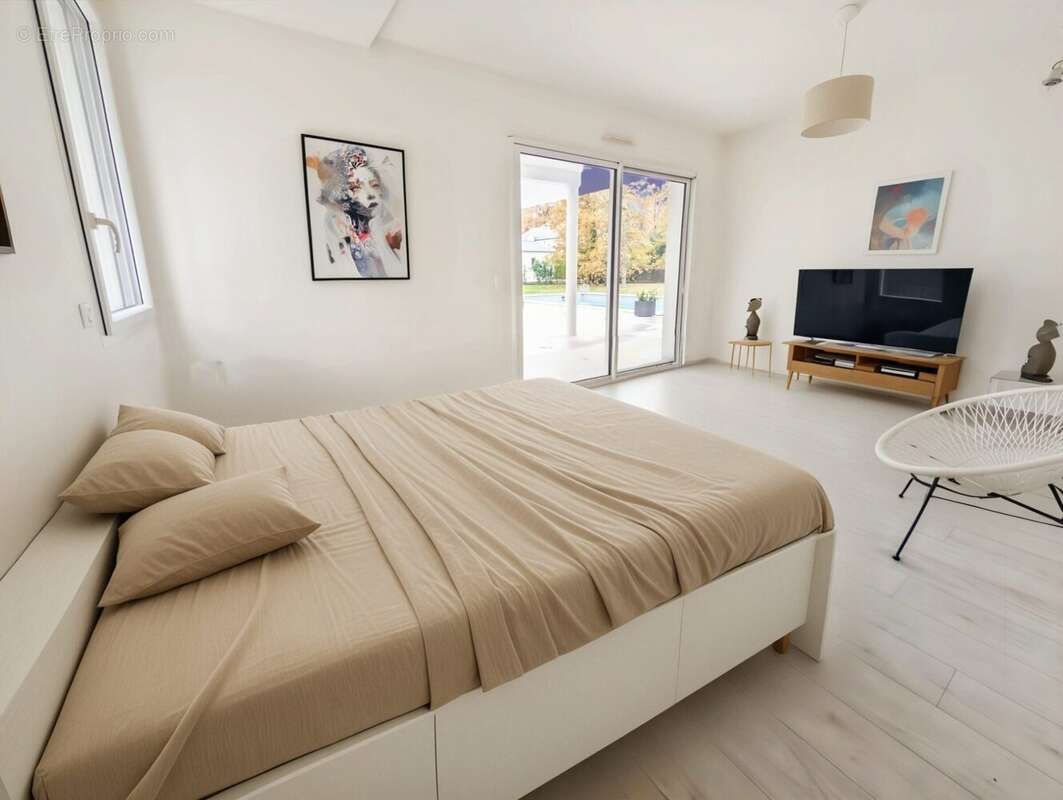 Maison à FEUCHEROLLES