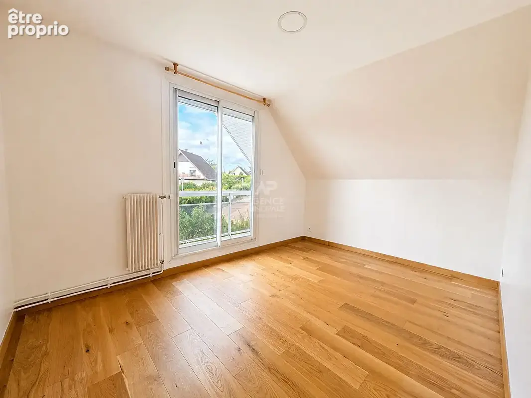 Maison Chapet 7 pièce(s) 138.84 m2 - photo 11