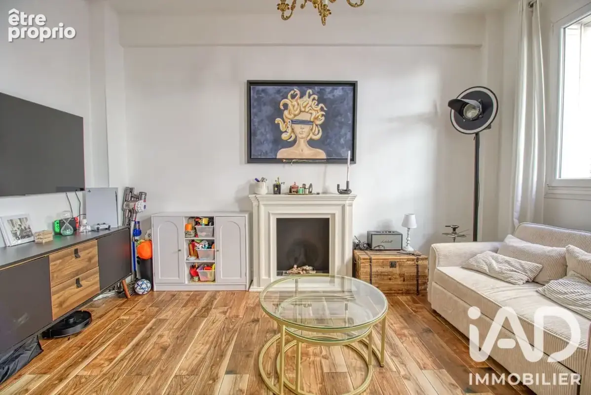 Photo 1 - Appartement à PARIS-16E