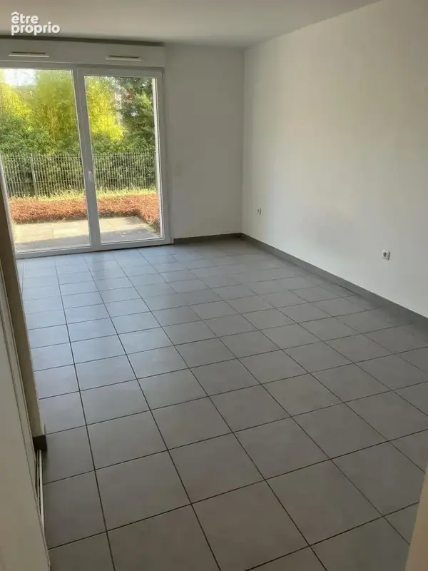 Maison 1 pièce 28 m² à vendre à Reims (51100) - photo 2