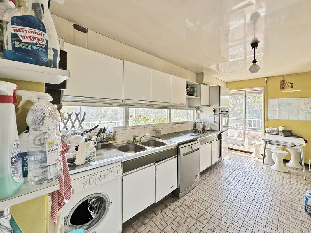 Appartement à NANTERRE