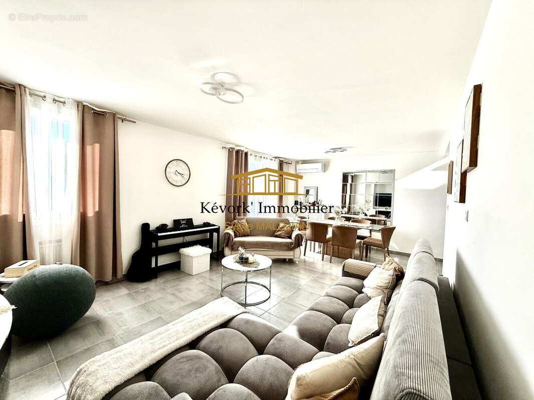 Appartement à BOURG-LES-VALENCE