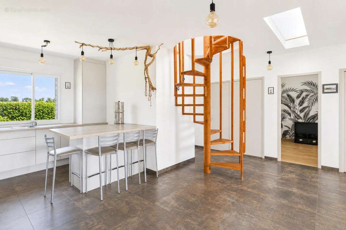 Maison de 5 pièces de 102 m² à Douarnenez - photo 13