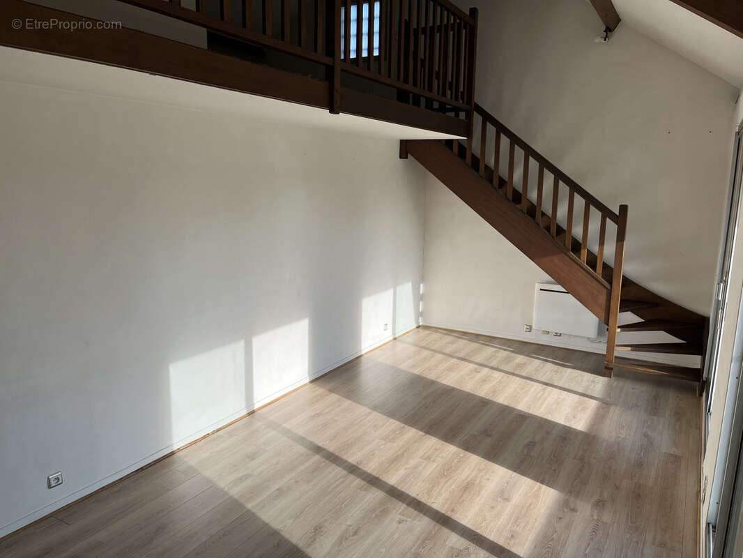 Appartement à SAINT-MAUR-DES-FOSSES