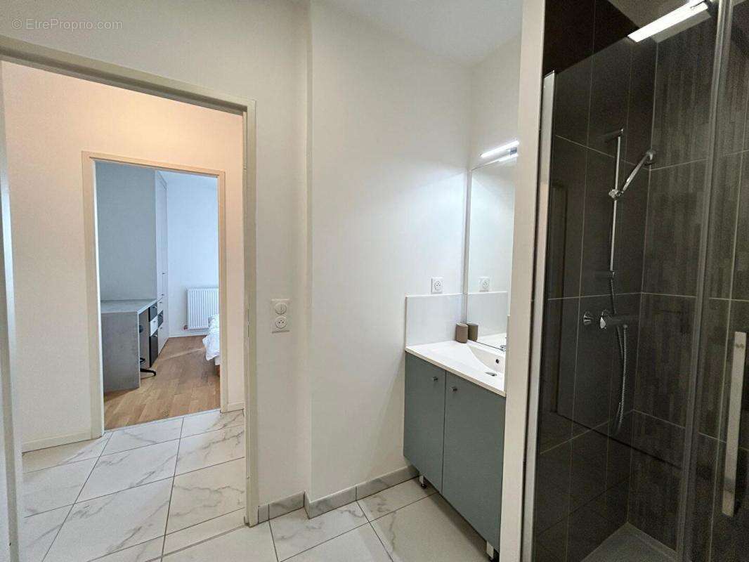 Appartement à CENON