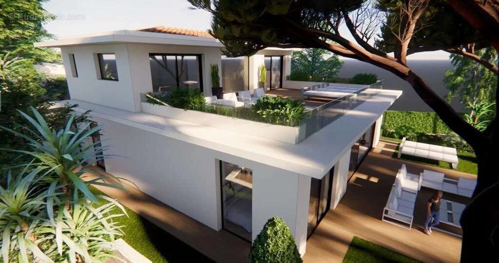Maison à ROQUEBRUNE-CAP-MARTIN