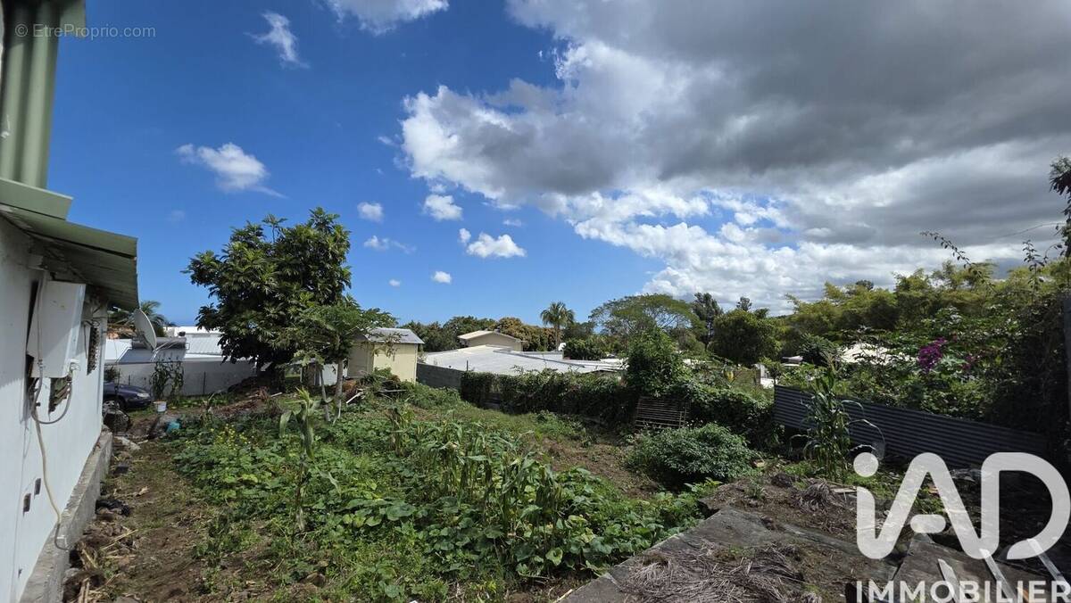 Photo 1 - Terrain à LE TAMPON