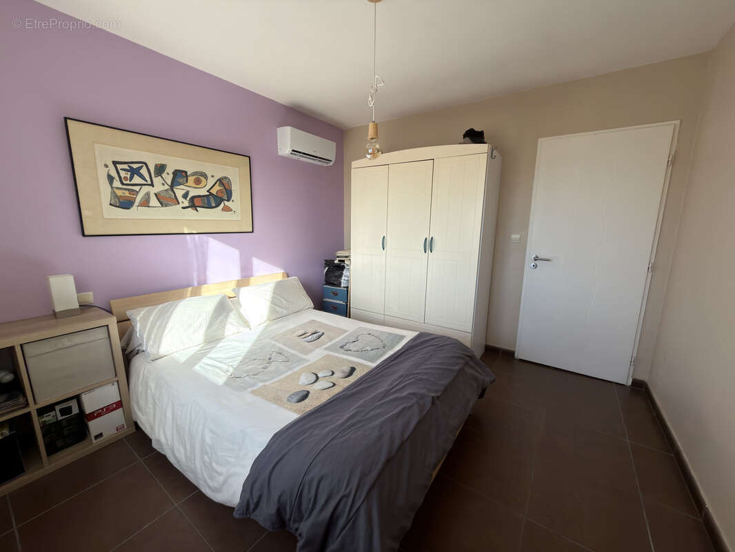 Maison à SAINT-LAURENT-DE-LA-SALANQUE