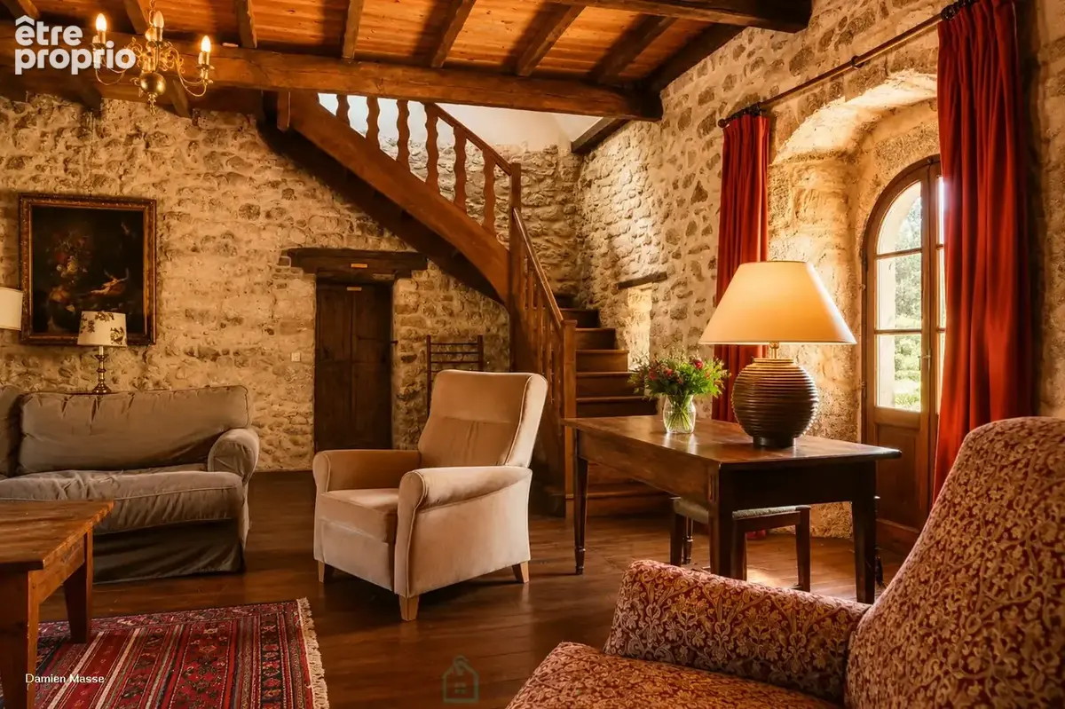 Ancienne maison forte du XIIIe siècle, au coeur du parc naturel régional du Périgord vert. - photo 19