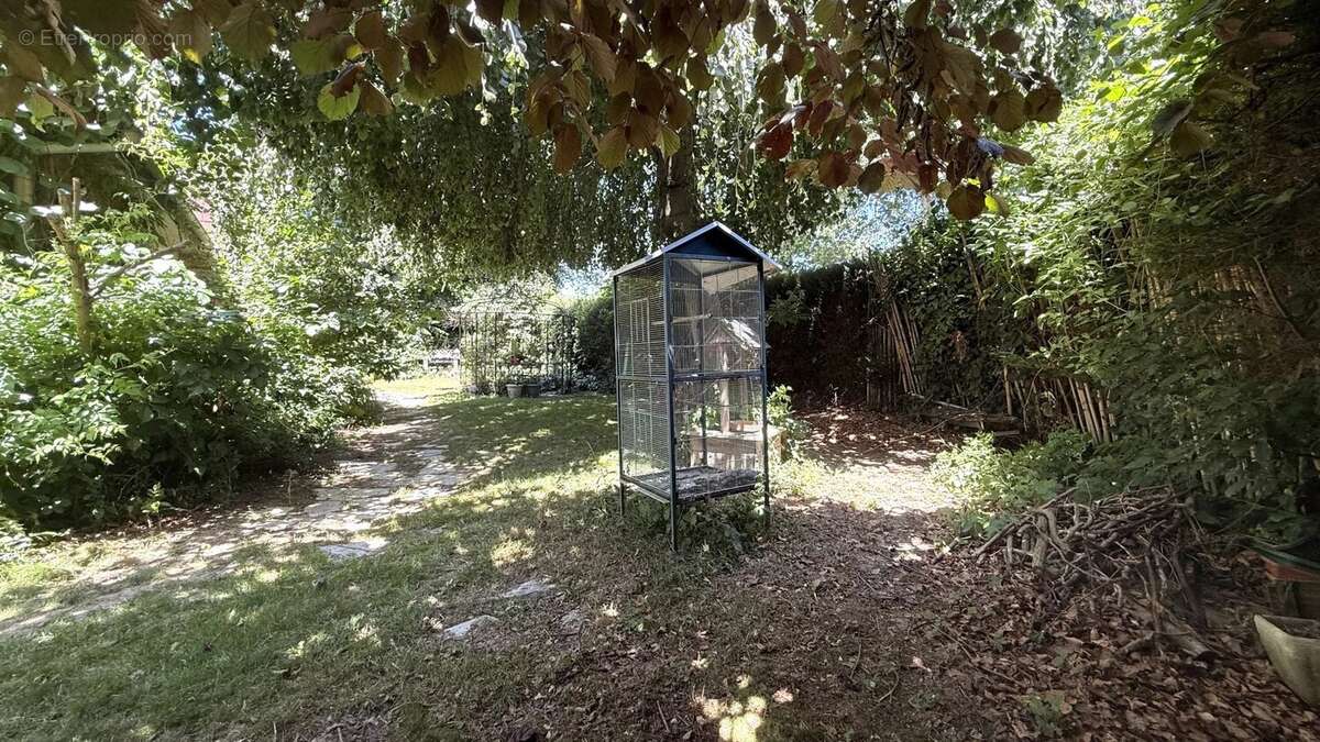 Maison à BOUFFEMONT