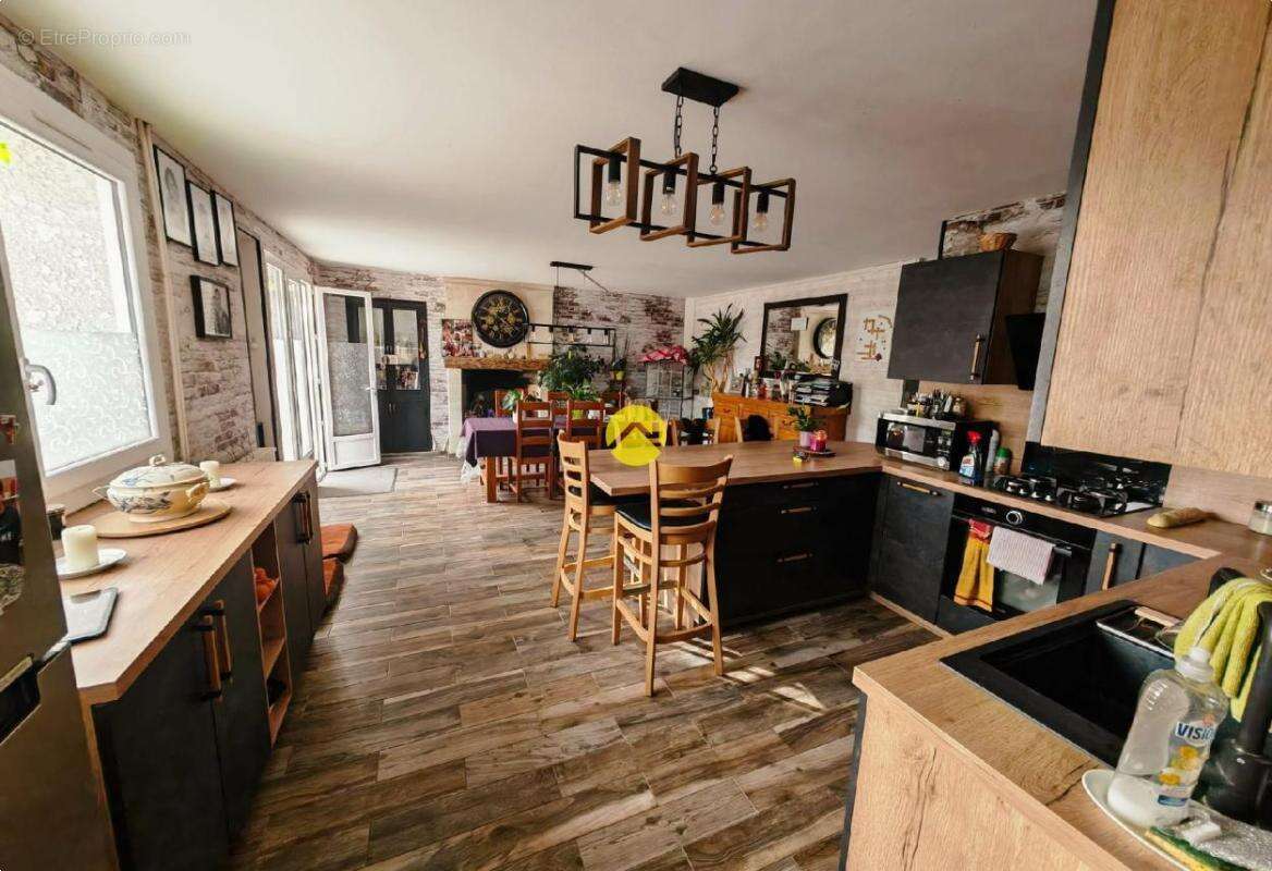 Renovée, familiale et lumineuse - photo 2