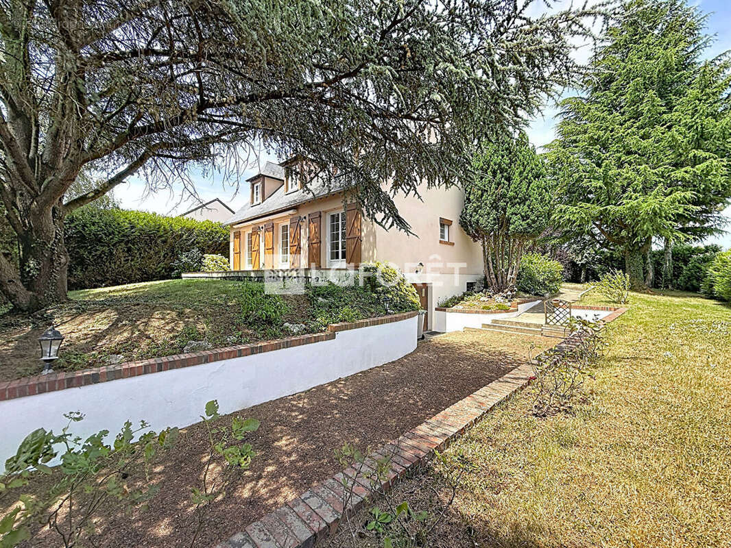 Maison à MIGNIERES