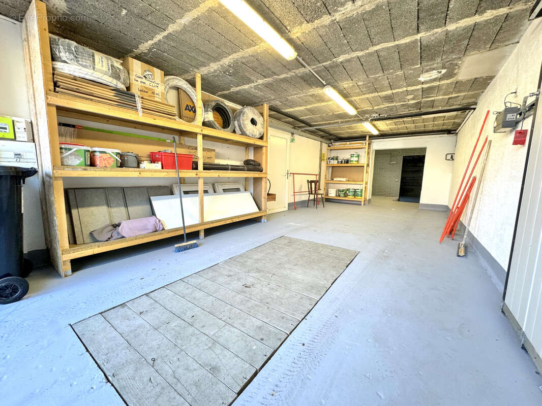 SARRALBE - Immeuble à gros potentiel de cashflow ! 6P + garage - photo 24