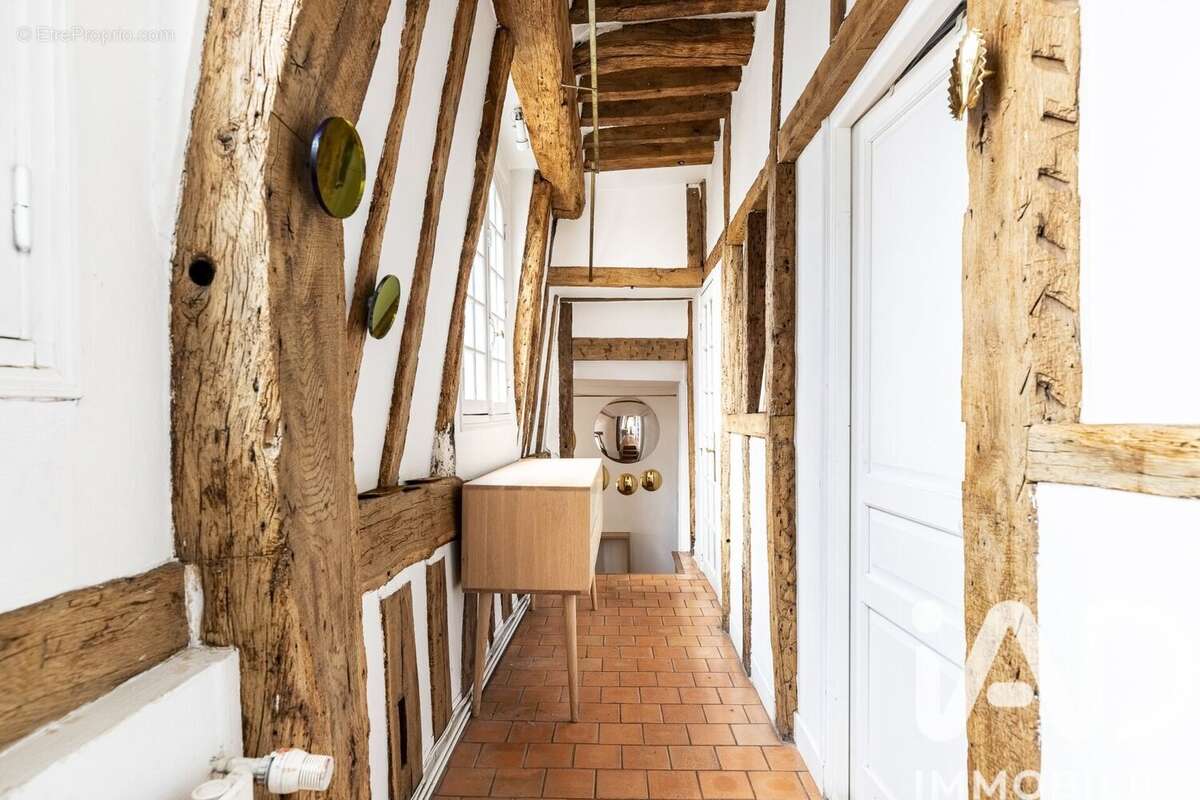 Photo 9 - Appartement à PARIS-4E