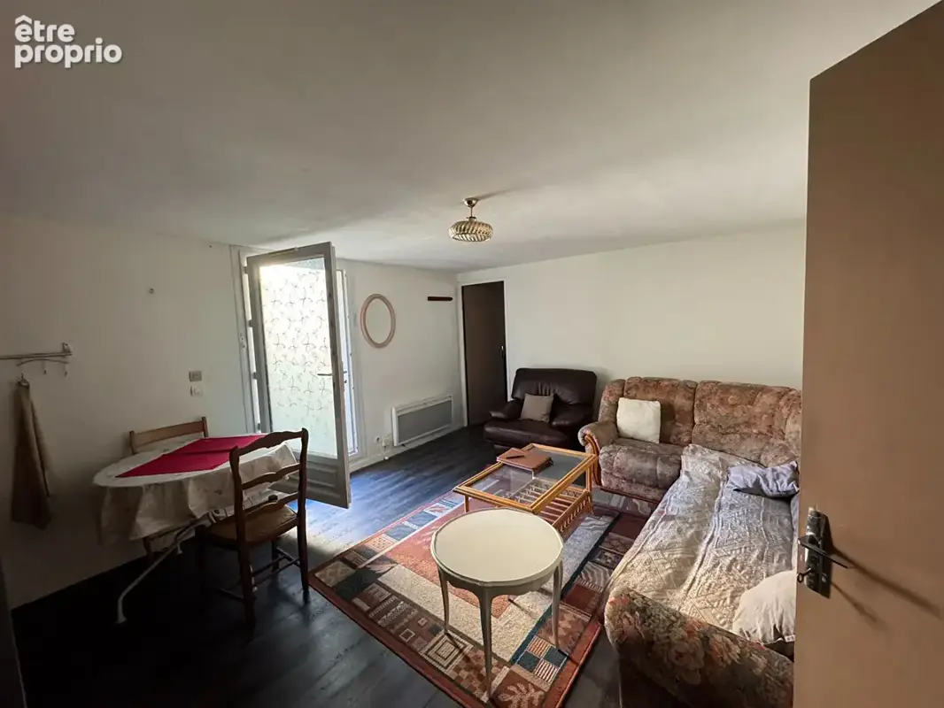 Villenave d'Ornon - Maison de 150 m² avec piscine, garage et appartement T2 indépendant - photo 9