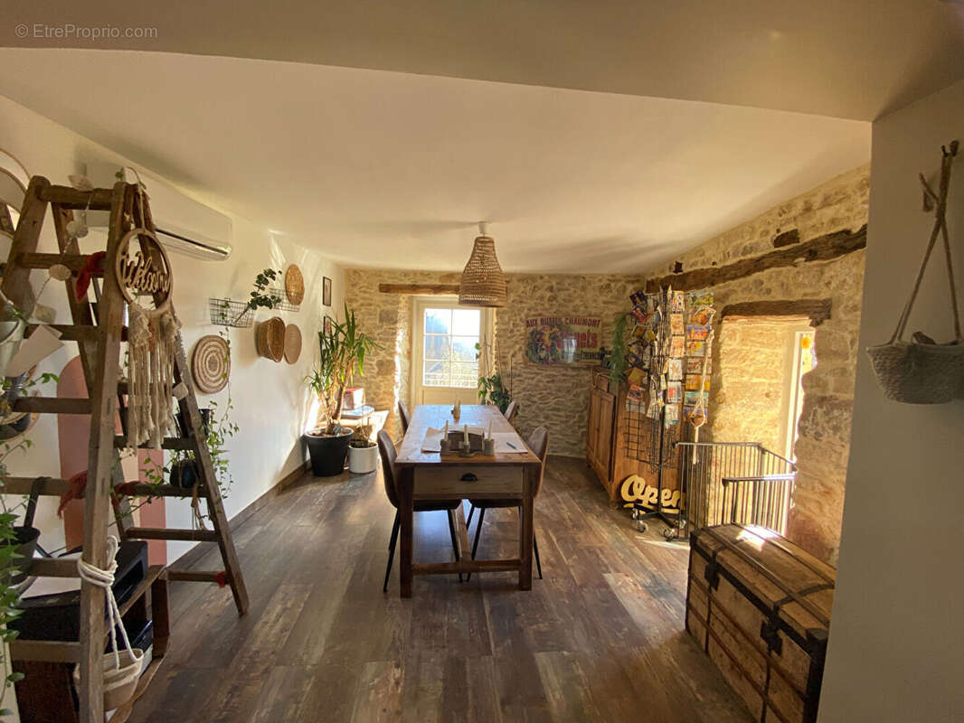 Maison à SAINT-ANDRE-D'ALLAS