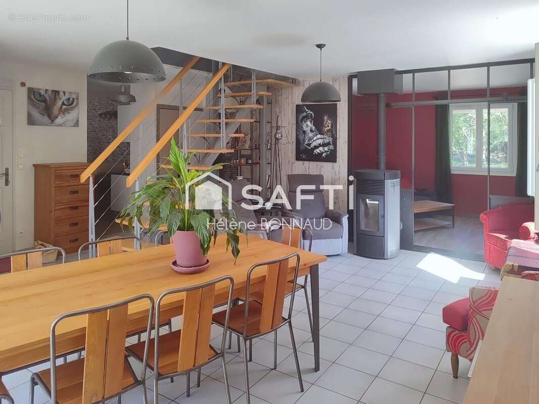 Photo 3 - Maison à CHAMPDOTRE