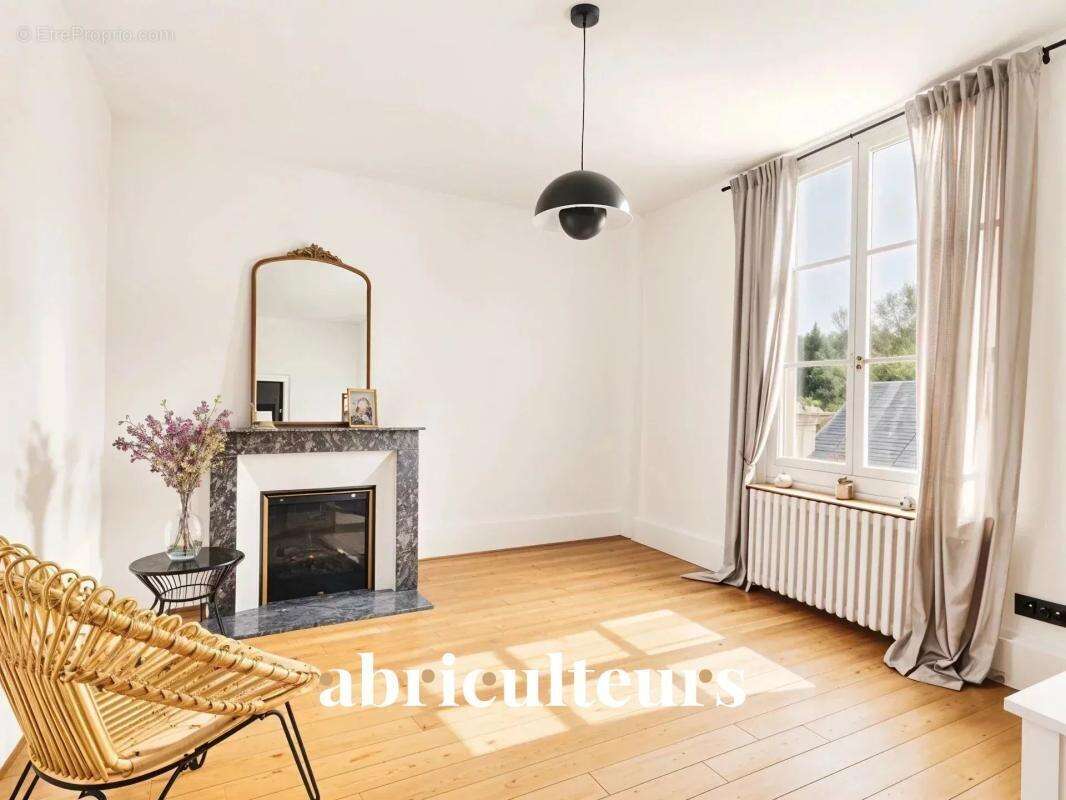 Maison à FRESNOY-LA-RIVIERE