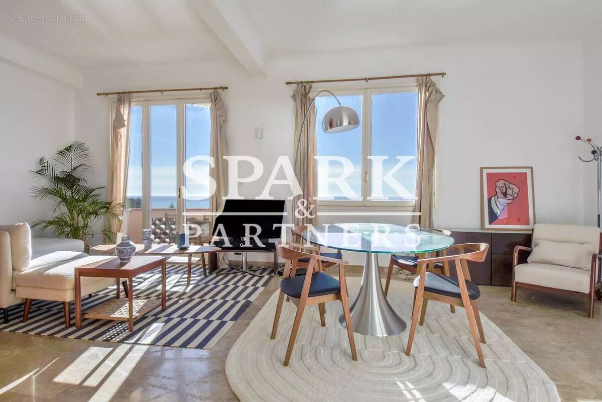 Appartement à CAP-D'AIL