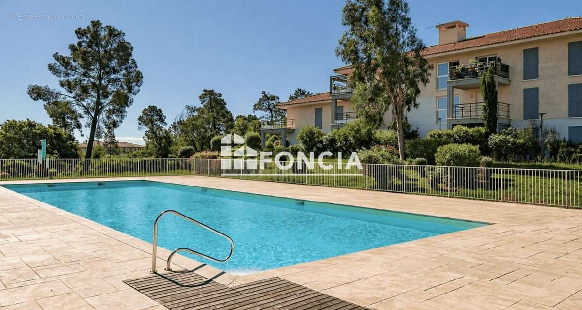 Appartement à FREJUS
