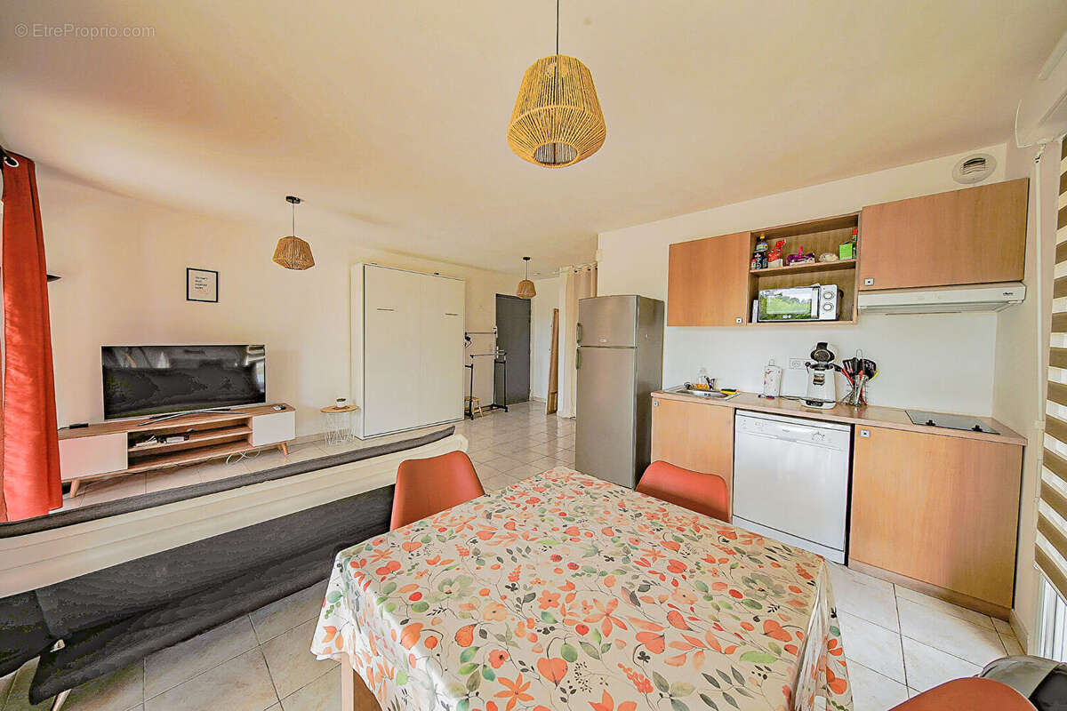 Appartement à SANTA-MARIA-POGGIO