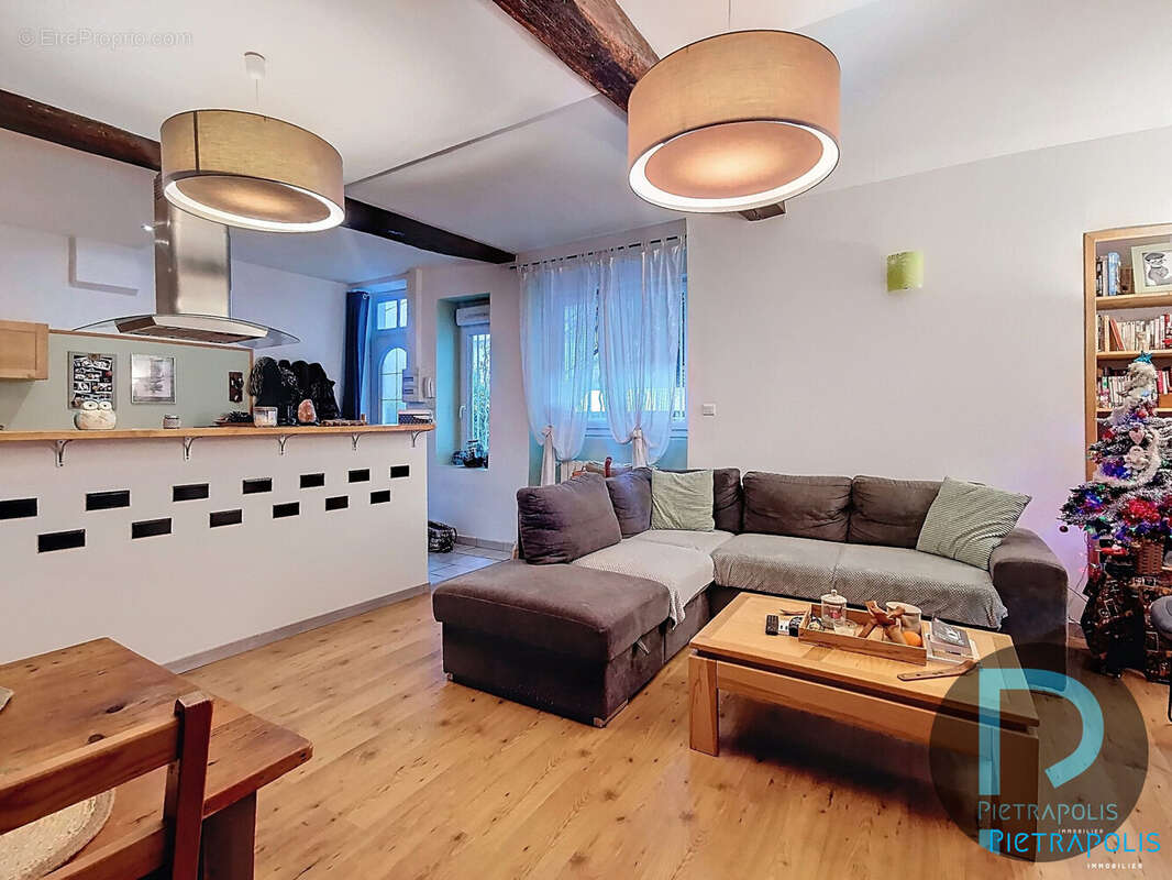 COIN ENTREE - Appartement à MACON