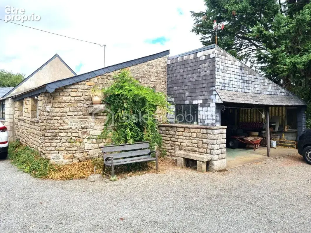 QUIMPER – Maison de maître 1900 de 170 m² sur 2 900 m² avec dépendances - photo 4