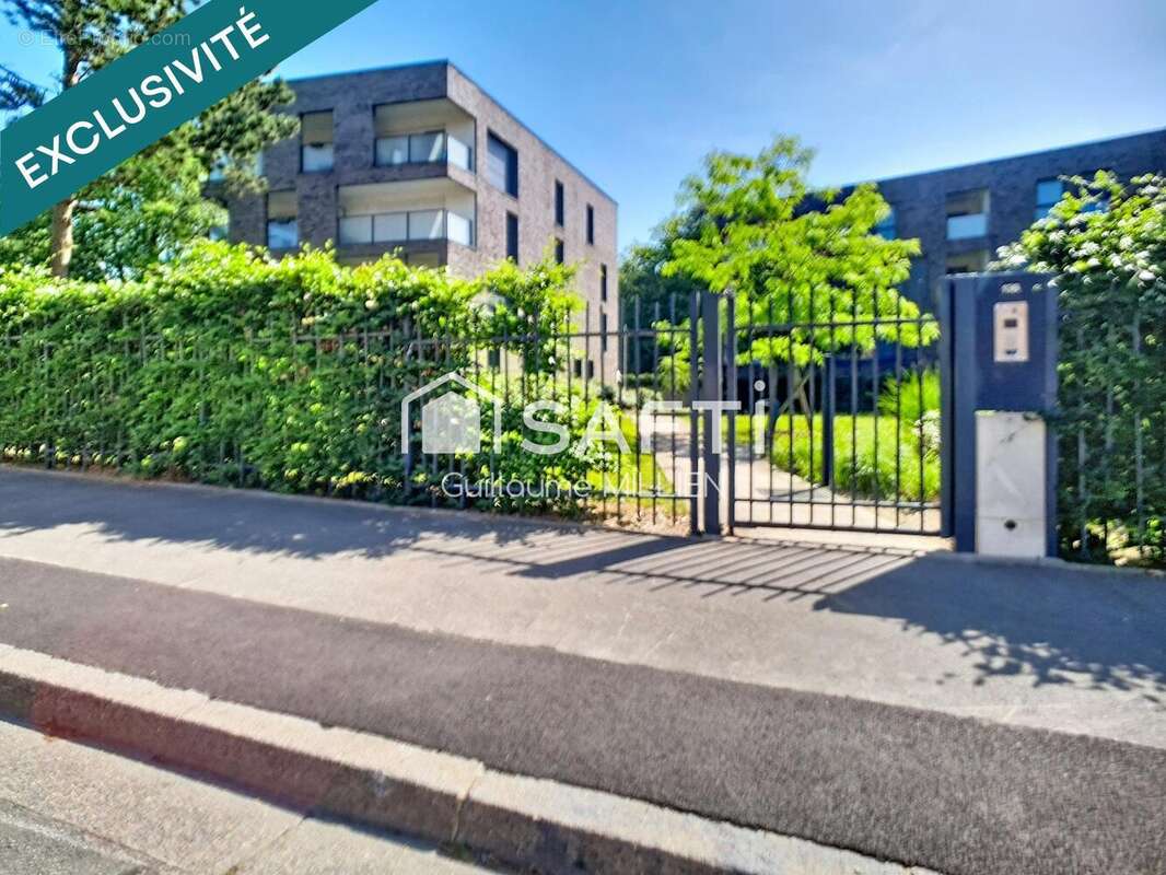 Photo 3 - Appartement à MONS-EN-BAROEUL